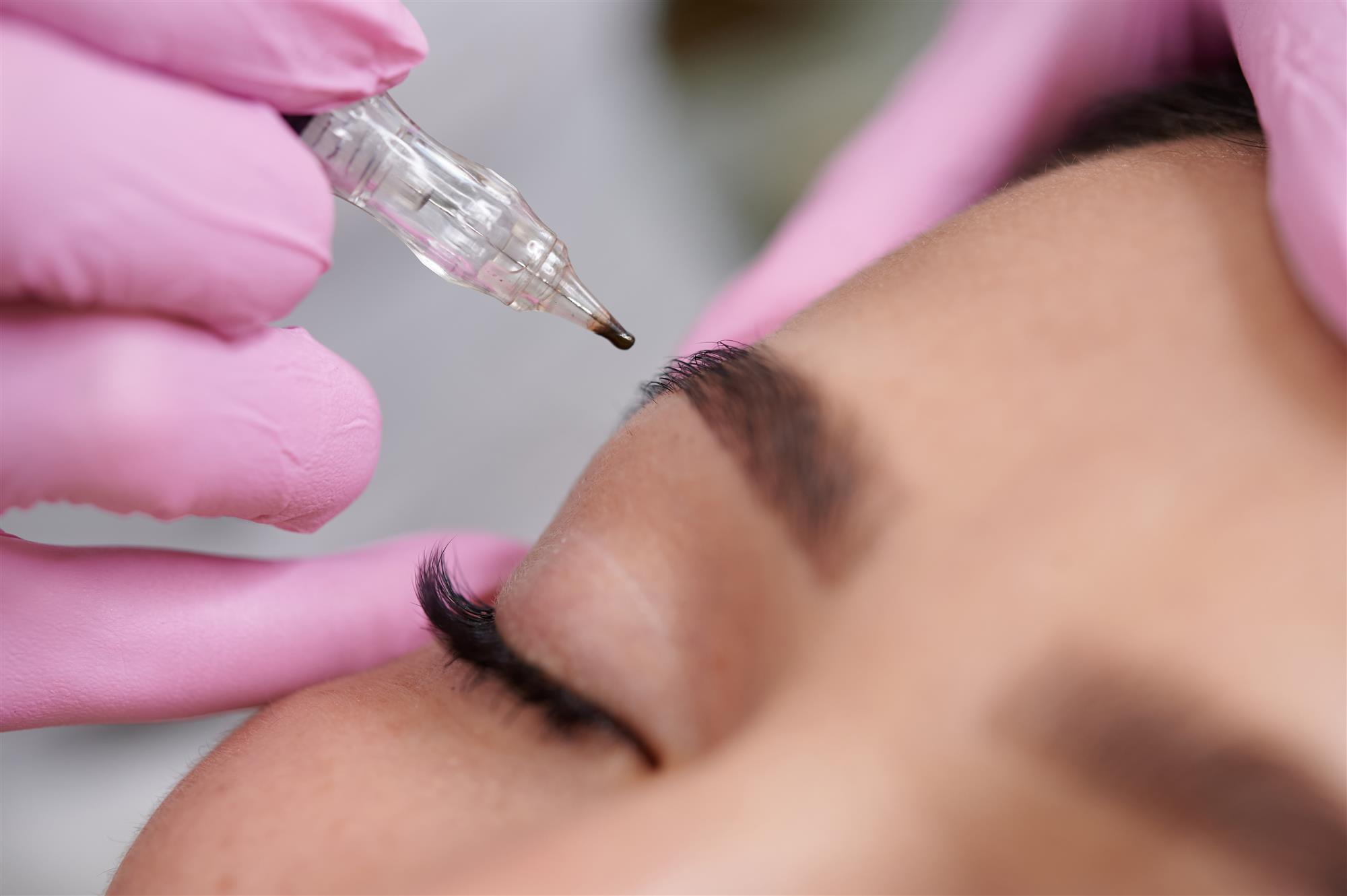 How to choose the best microblading artist in Wisconsin